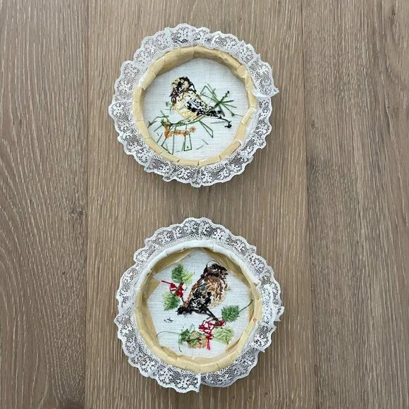 Handmade Birds Embroidery Hoop Art Wall Hanging Lace Needlepoint Sparrow Finch - Picture 2 of 13